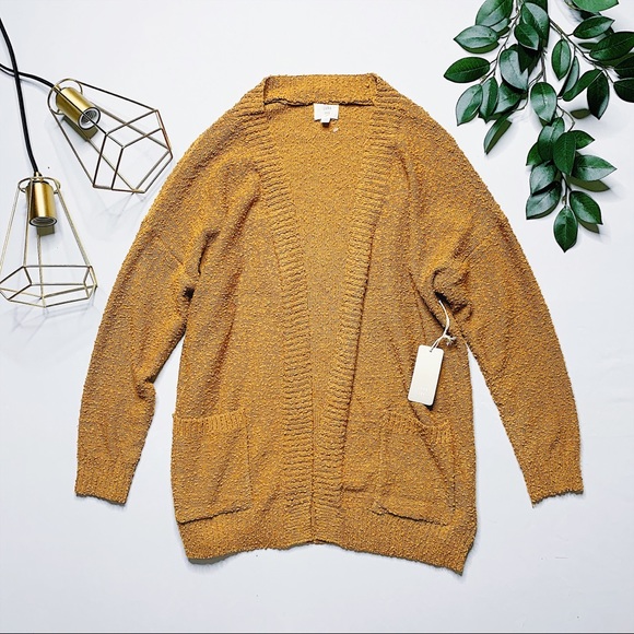 Luna Ivy Sweaters - Luna Ivy ✨ Nubby Wubby Boucle Knit Cardigan sz M/L